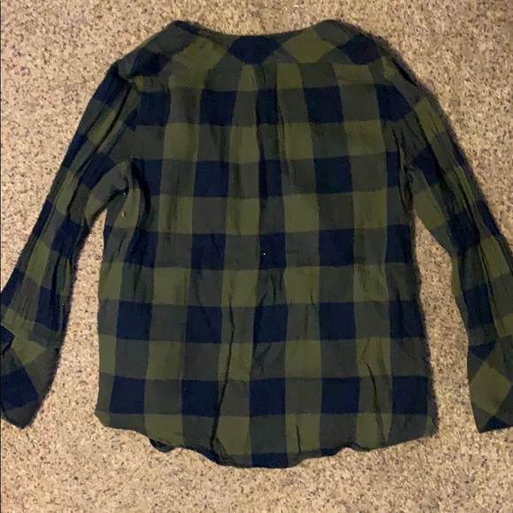 Time and Tru long sleeve shirt. - Picture 2 of 3